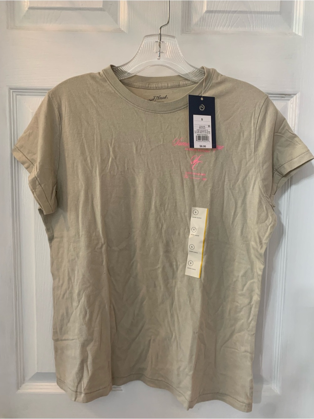 Universal Thread NWT women’s size small graphic tee